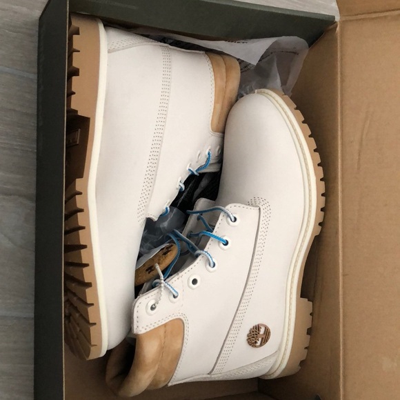 Milk Timberland Boots‎ - Picture 4 of 4